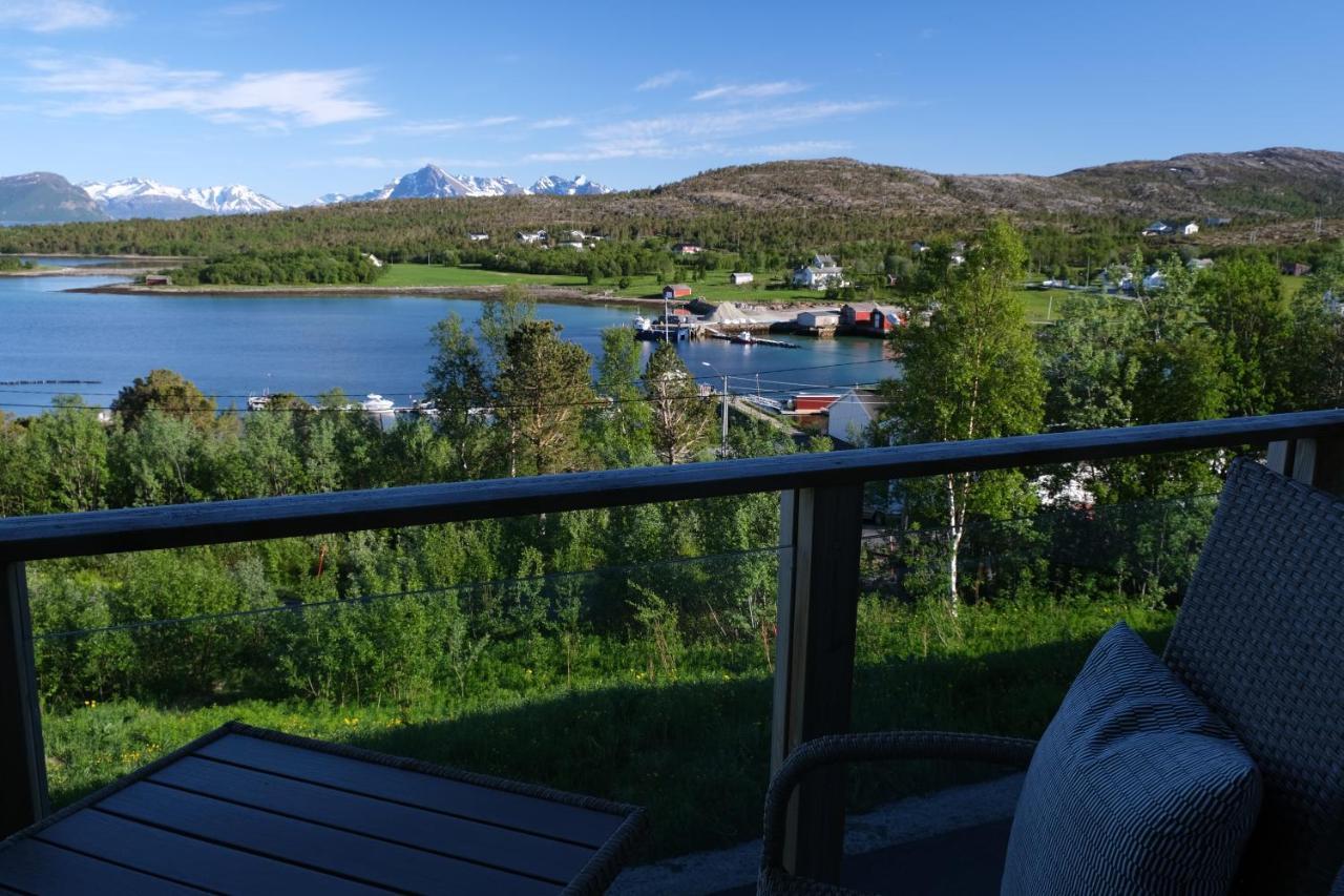 Destination Senja - Stonglandseidet Apartment Екстериор снимка