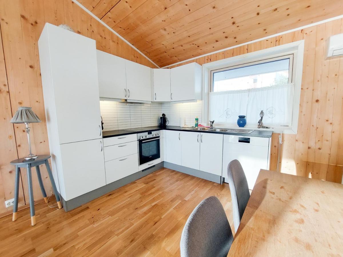 Destination Senja - Stonglandseidet Apartment Екстериор снимка