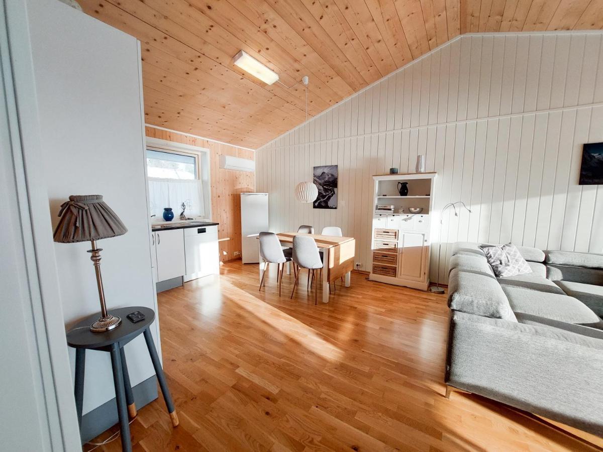 Destination Senja - Stonglandseidet Apartment Екстериор снимка