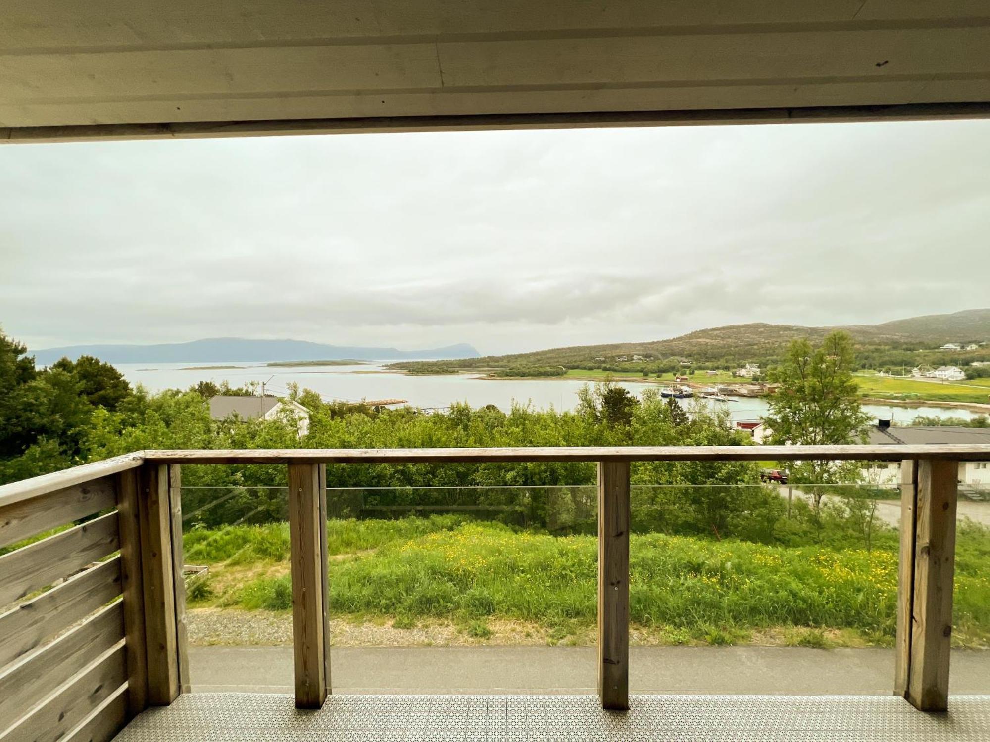 Destination Senja - Stonglandseidet Apartment Екстериор снимка