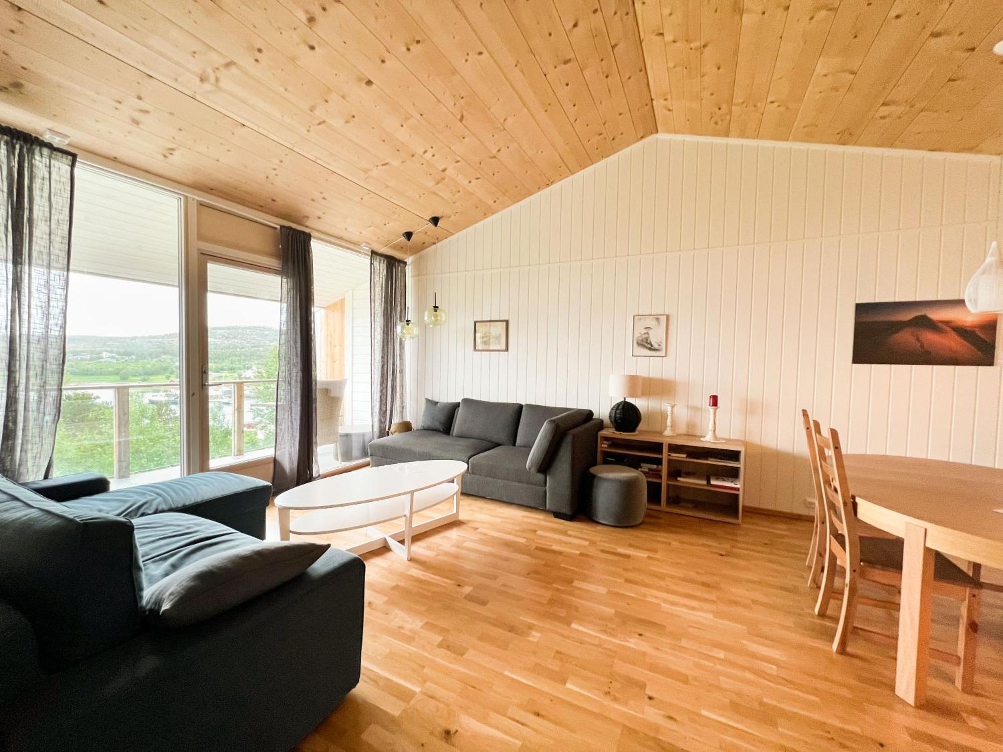Destination Senja - Stonglandseidet Apartment Екстериор снимка